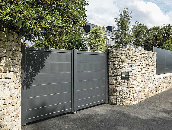 Installation de portails et clôtures en aluminium sur mesure à Croissy-sur-Seine - La Fermeture Parisienne - Yvelines